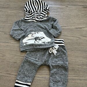 Focici baby boy pocket hoodie and pants set